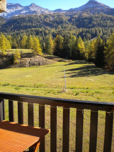 Lanslevillard France code promo hôtel booking.com