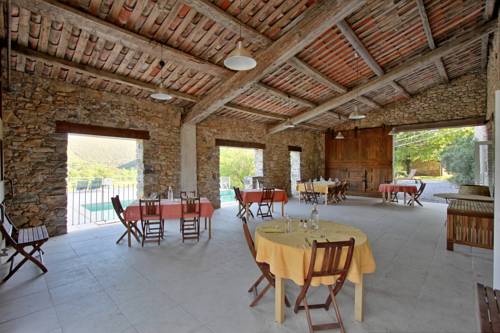 Saint André de Buèges France code promo Booking.com