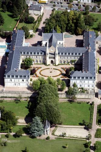 Nevers France Hotel