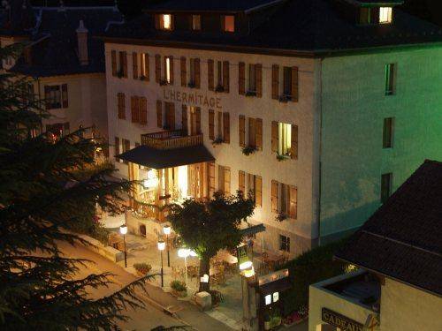 Brides Les Bains France code promo Booking.com