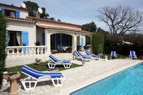 Bagnols en Foret Codice promozionale Francia Booking.com