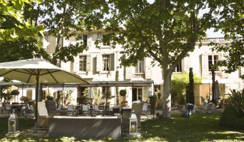 Raphele les Arles France code promo Booking.com