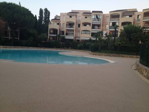 Mougins France code promo Booking.com