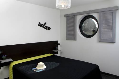 Ploumoguer France Hotel