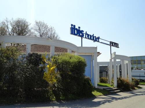 Cran Gevrier France Promo Code Booking.com