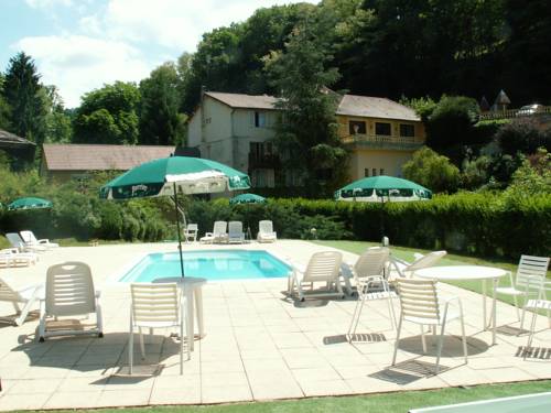 Poligny Frankreich Promo-Code Booking.com
