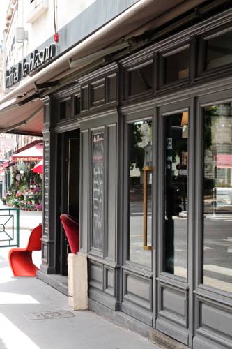 Vincennes France Hotel