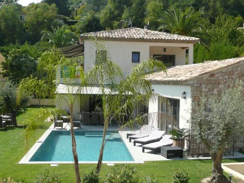 Saint-Paul-de-Vence France Promo Code Agoda.com