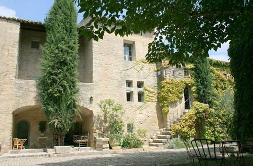 Uzès France Promo Code Booking.com