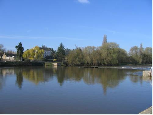 Saint Georges Sur Cher France code promo Booking.com