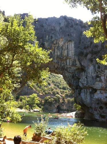 Saint-Montan Frankreich Promo-Code Booking.com