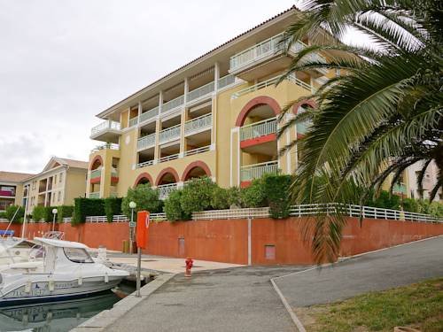 Fréjus France code promo Booking.com