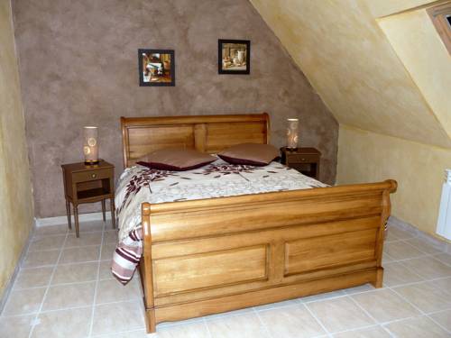Suèvres France code promo Booking.com