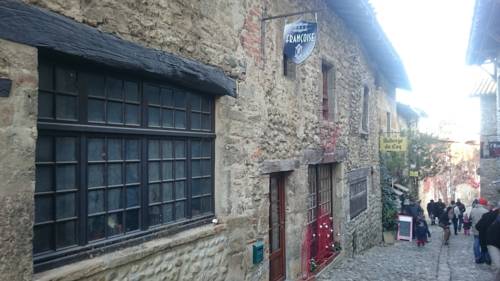 Pérouges France Promo Code Booking.com