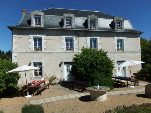 Saint-Saud-Lacoussière France code promo Booking.com