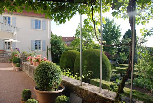 Ambierle Frankreich Promo-Code Booking.com