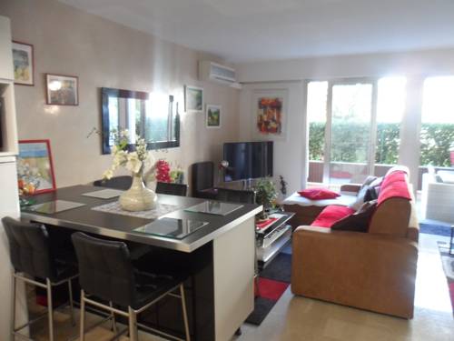 Cannes France code promo h&ocirc;tel booking.com