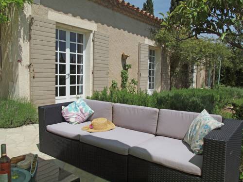 Les Baux De Provence France Promo Code Booking.com