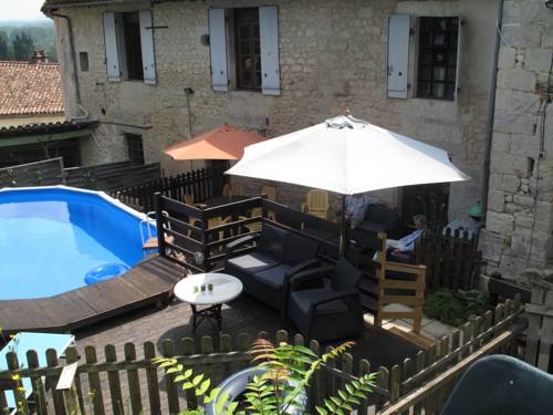 Aubeterre-sur-Dronne Código Promocional de Francia Booking.com