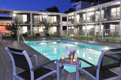 Bizanos France Promo Code Booking.com