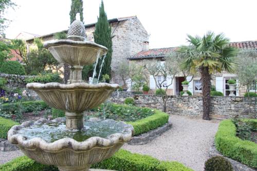 Clessé Frankreich Promo-Code Booking.com