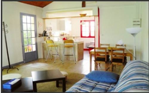 Senouillac Frankreich Promo-Code Booking.com