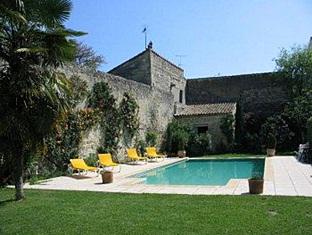 Villeneuve-les-Avignon France Hotels