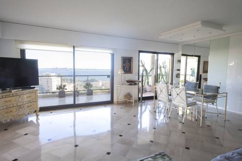 Cannes France code promo h&ocirc;tel booking.com