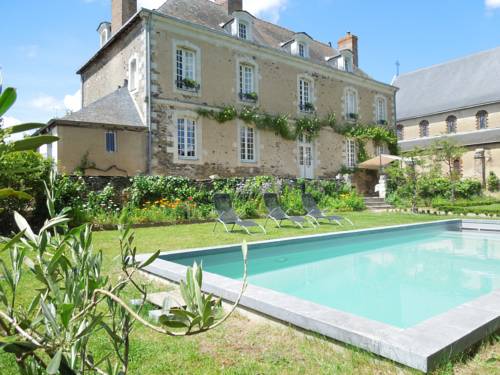 Ménil Frankreich Promo-Code Booking.com