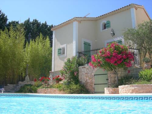 Carnoux Frankreich Promo-Code Booking.com