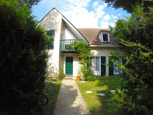 Maisons-Laffitte France Promo Code Booking.com