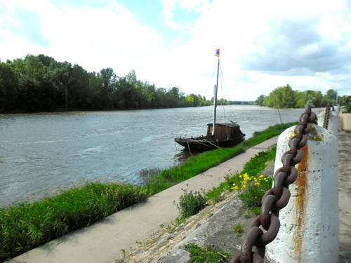 Chouzé-sur-Loire France Hotel