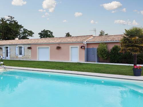 Saint-Germain-d'Esteuil France Promo Code Booking.com