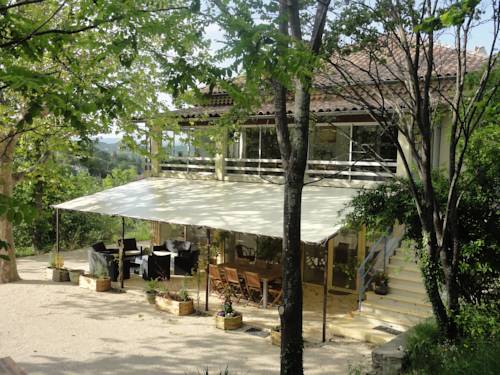 Salavas France Hotel