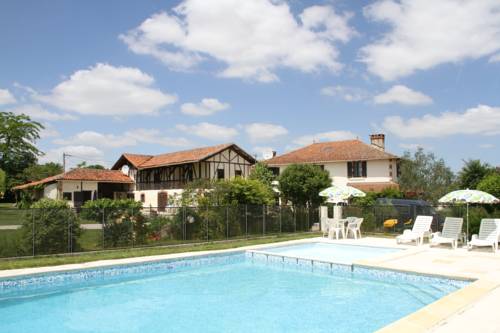 Lagarde-Hachan France code promo Booking.com