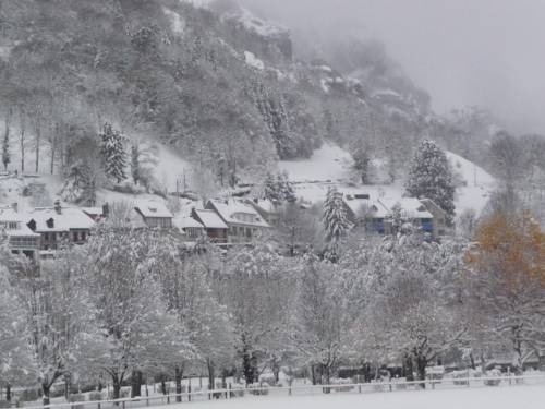 Thiézac France code promo Booking.com