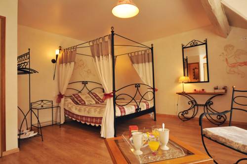 Festigny France code promo Booking.com