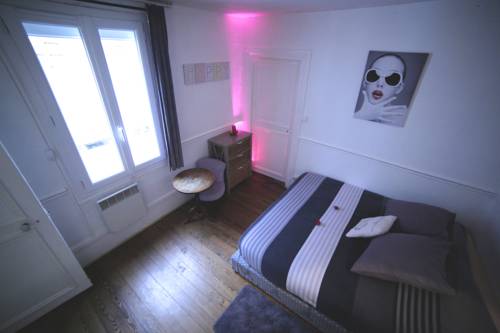 Bourg la Reine Código Promocional de Francia Booking.com
