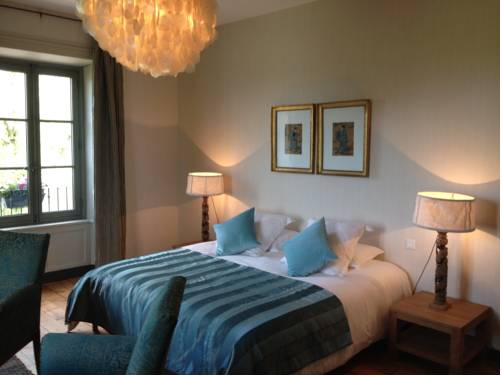Marcilly-le-Châtel France Promo Code Booking.com