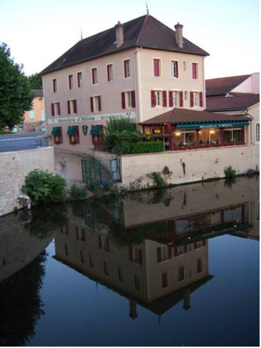 Cluny France code promo Booking.com
