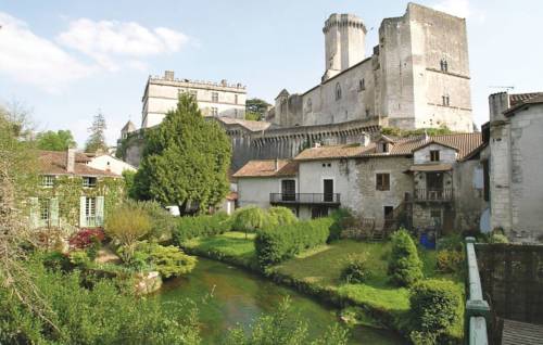 Bourdeilles France code promo hôtel booking.com