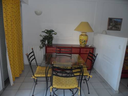 Cannes France code promo h&ocirc;tel booking.com