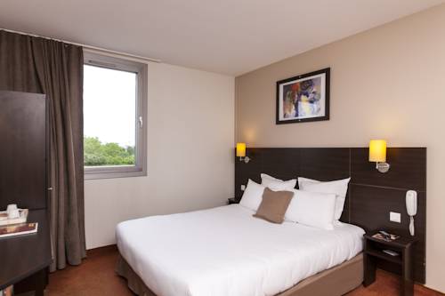 Gennevilliers France code promo Booking.com