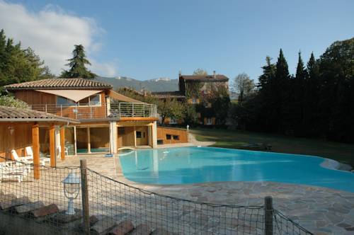 La Baume France Promo Code Booking.com
