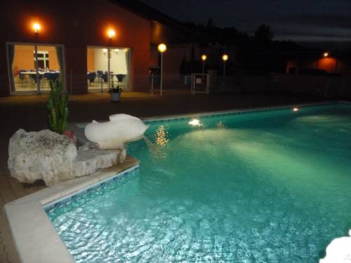 Pont du Casse France Promo Code Booking.com