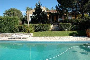 Corneilhan France code promo hôtel booking.com
