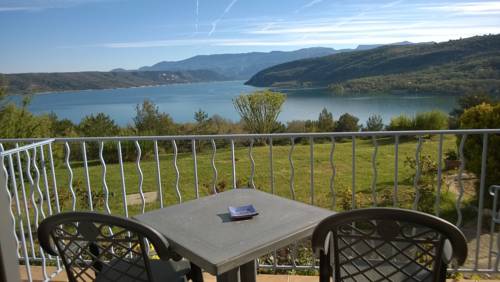 Bauduen France code promo hôtel booking.com