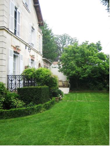 Vaucresson Frankreich Promo-Code Booking.com
