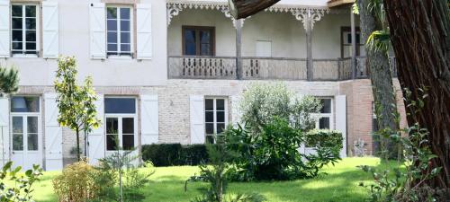 Beaumont-de-Lomagne France Promo Code Agoda.com
