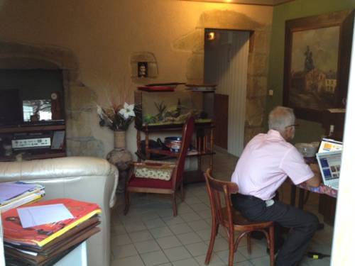 Marcillat en Combraille France code promo hôtel booking.com